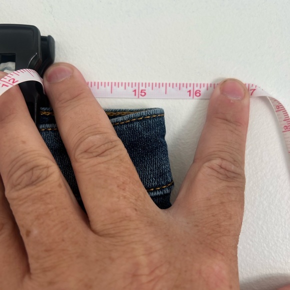 Guess Blue Skinny Jeans Versatile Everyday Wear - Picture 8 of 9